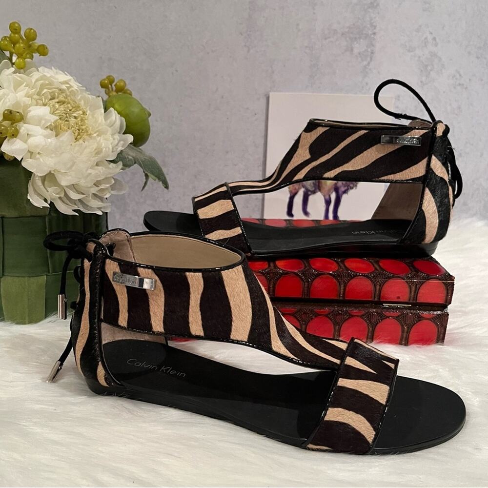 NEW Calvin Klein Searra Haircalf Leather Corset Tie Flat Sandals Size 5 NWOB - Picture 13 of 14